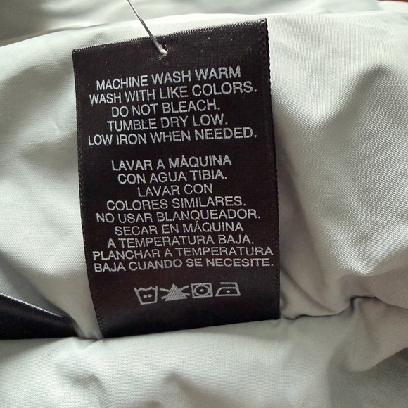 Norma Kamali NK Trench Coat – Silver – Size XL/XG NWT - Picture 11 of 11